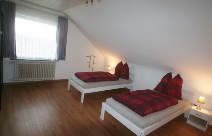 Schlafzimmer 2